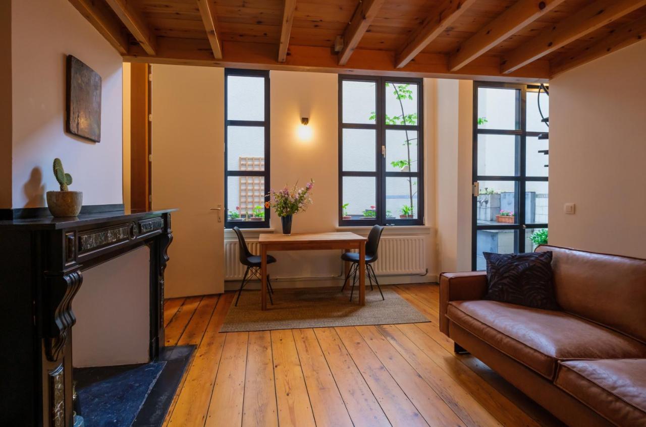 Duplex In Historical Centre With Private Courtyard Apartment Antwerpen Ngoại thất bức ảnh